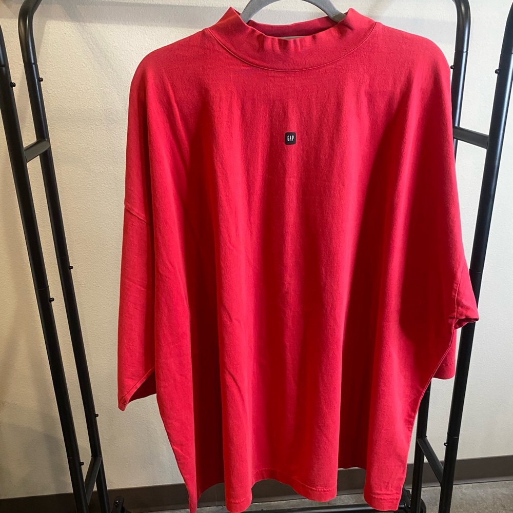 Yeezy Balenciaga No Seam Tshirt